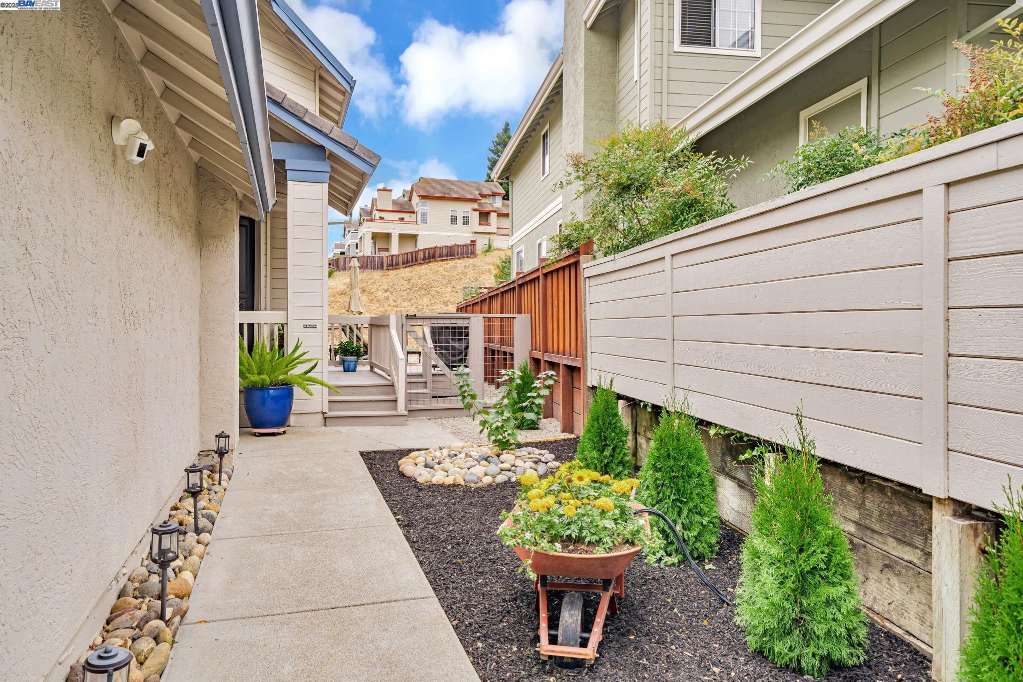 47 Summer Hill Court