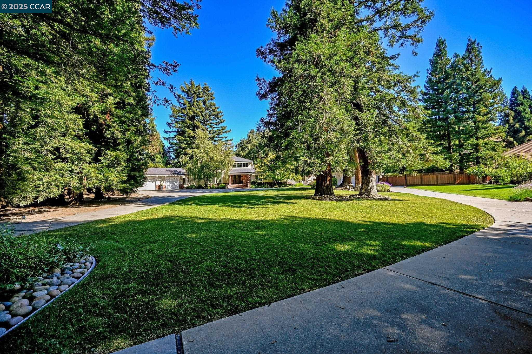 2360 Fish Creek Pl