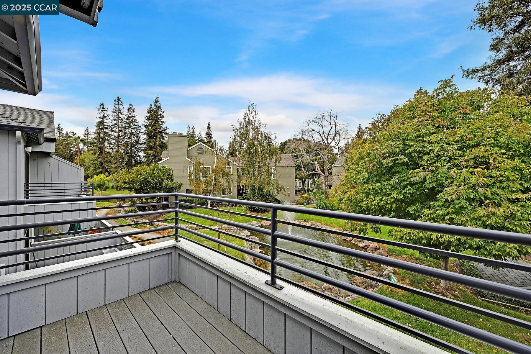 322 Rock Creek Way