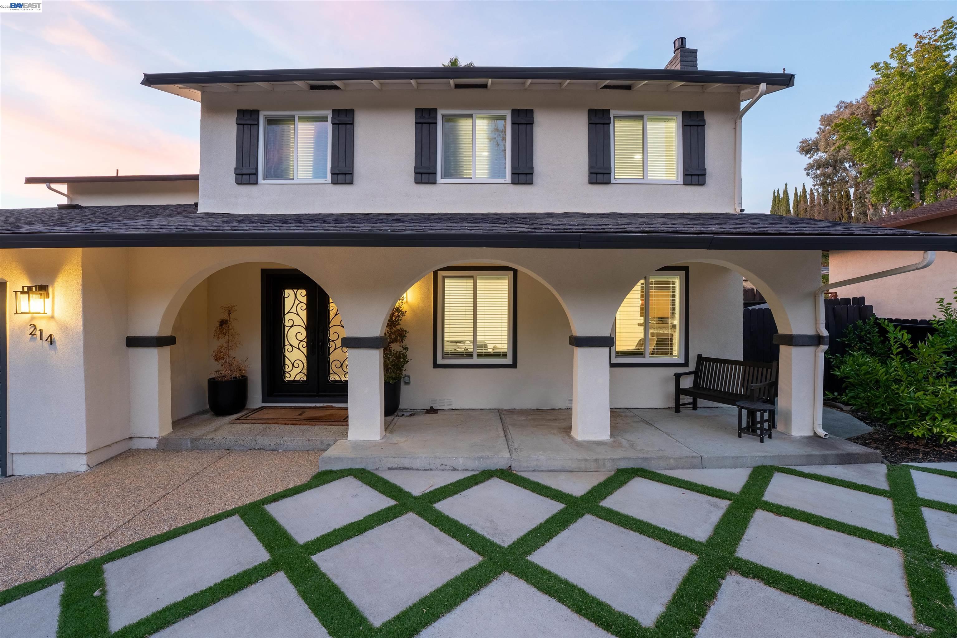 214 Devon Ave