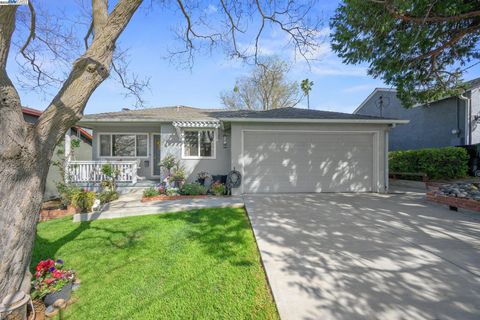 330 Amador Ct Pleasanton CA 94566