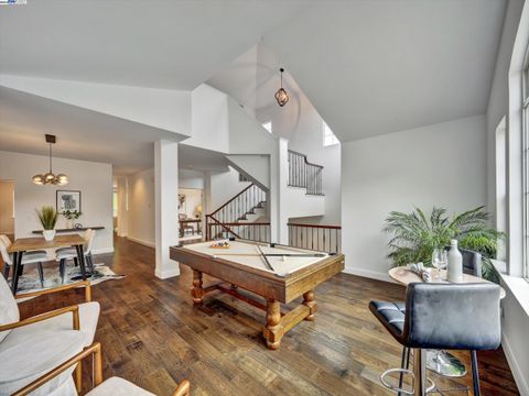 19947 Crow Creek Rd, Castro Valley, CA 94552 - #: 41088236