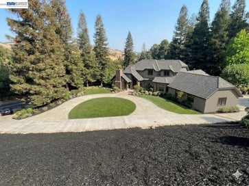 1993 Green Valley Rd Alamo CA 94507