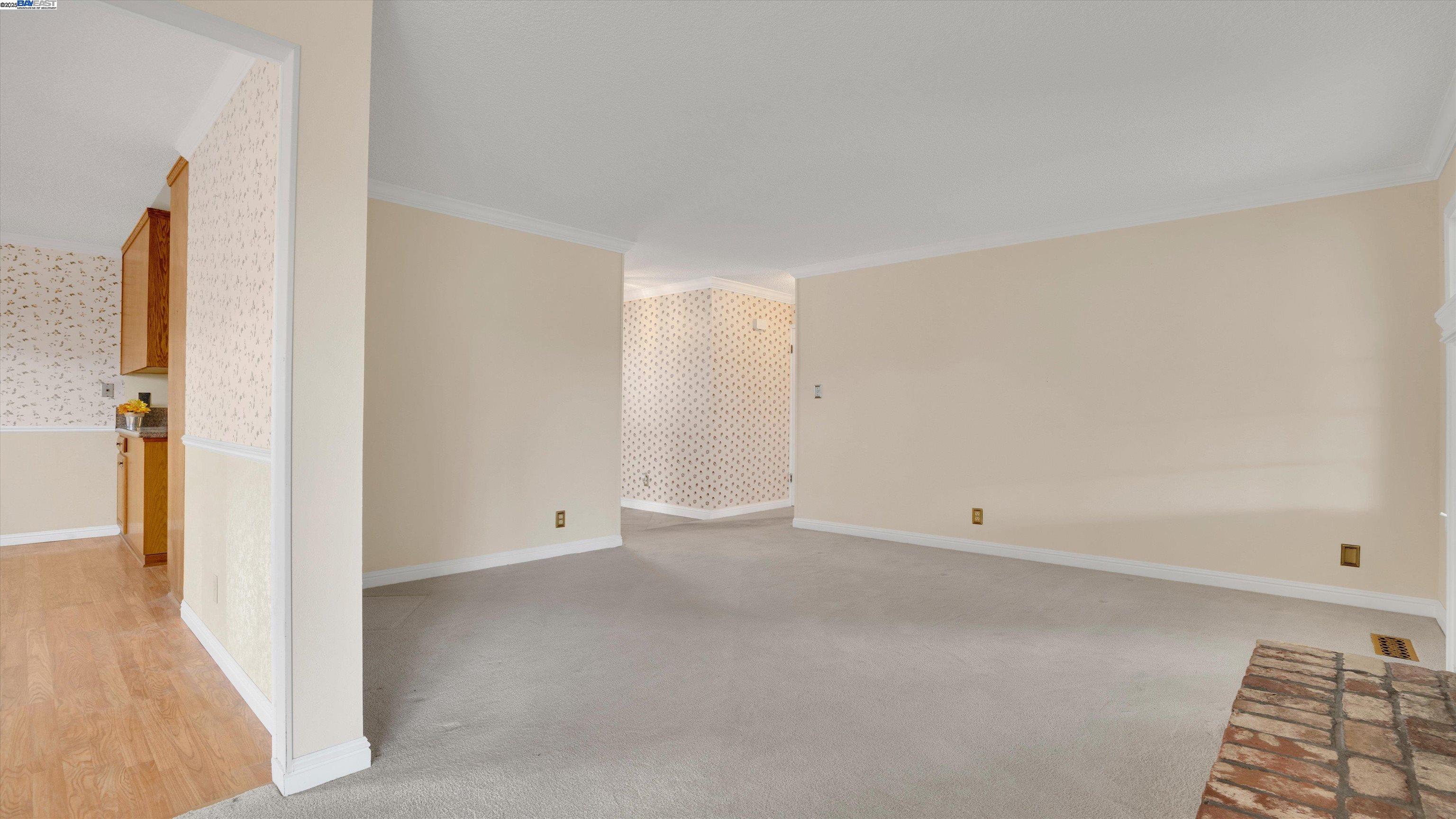 389 Mavis Dr