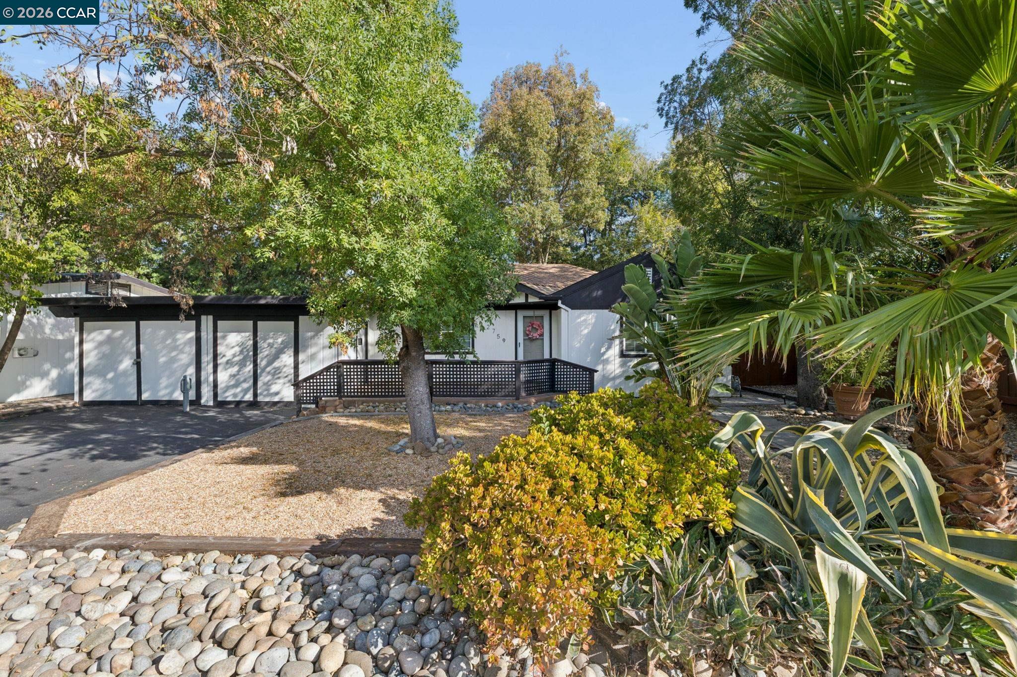 2759 Warner Ln