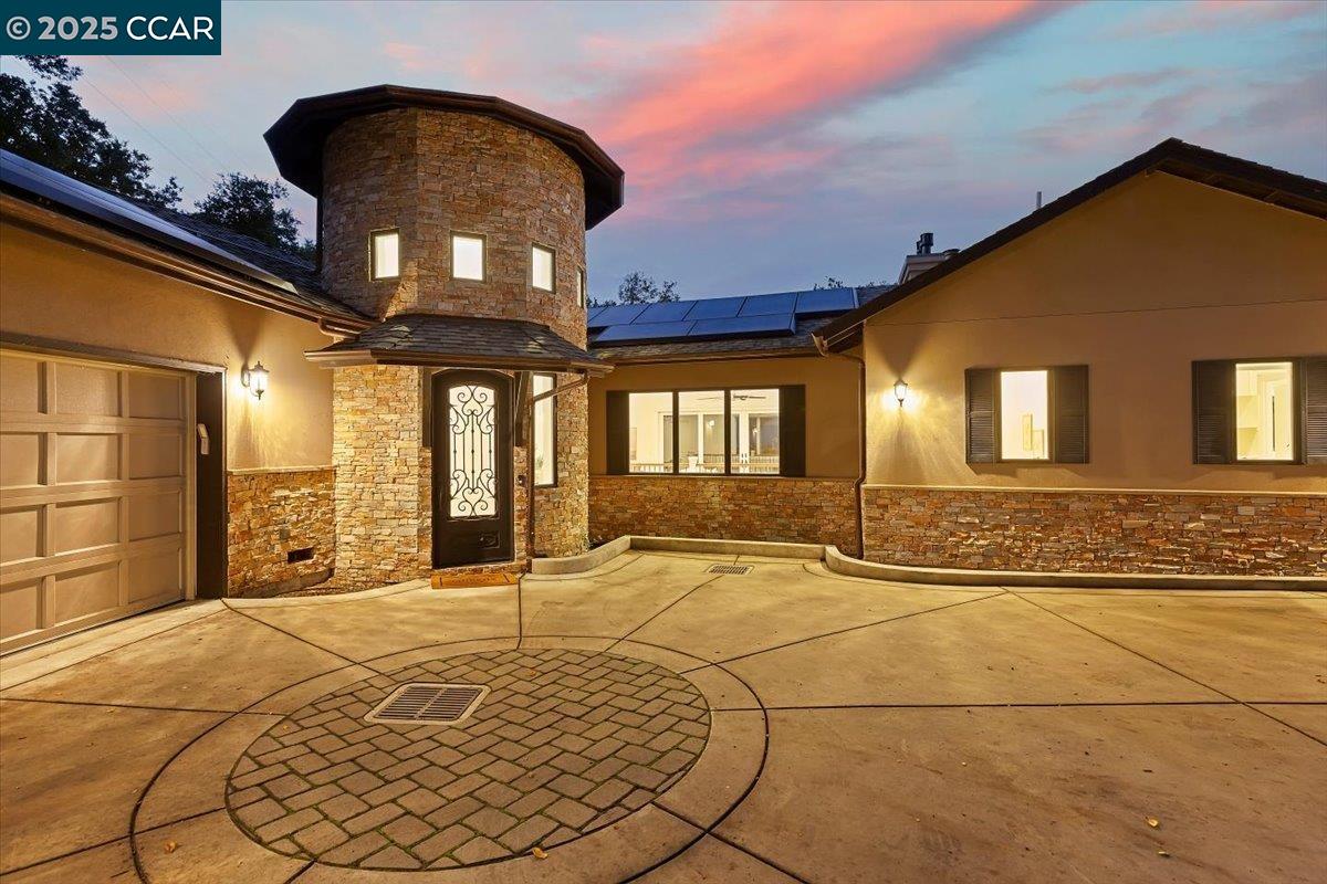 28 Vista Del Orinda