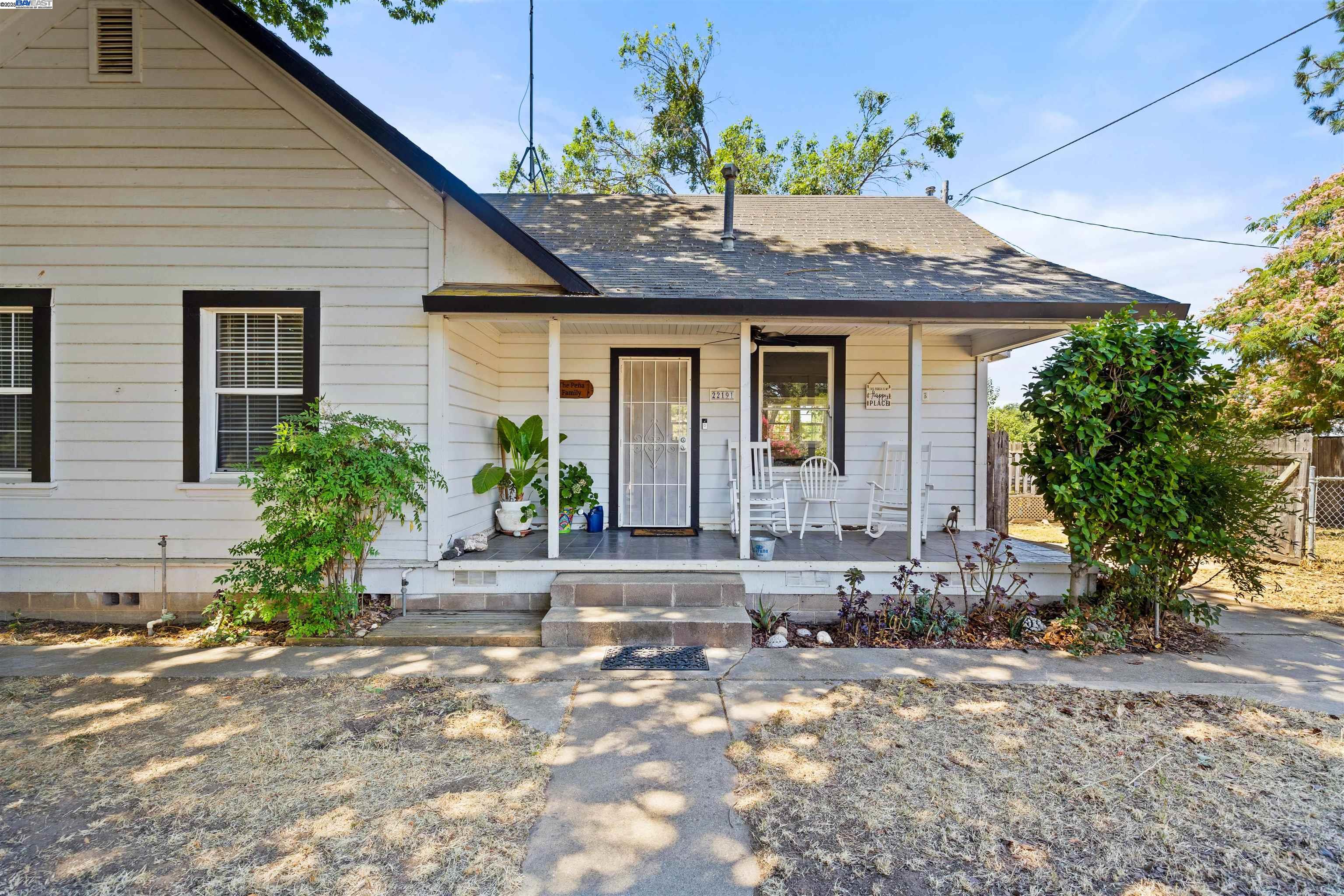 MLS: 41088594
