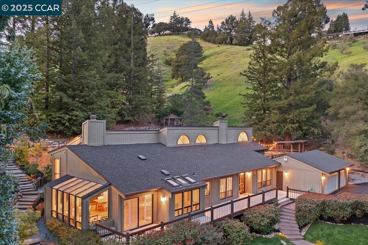 12- A Lost Valley Dr