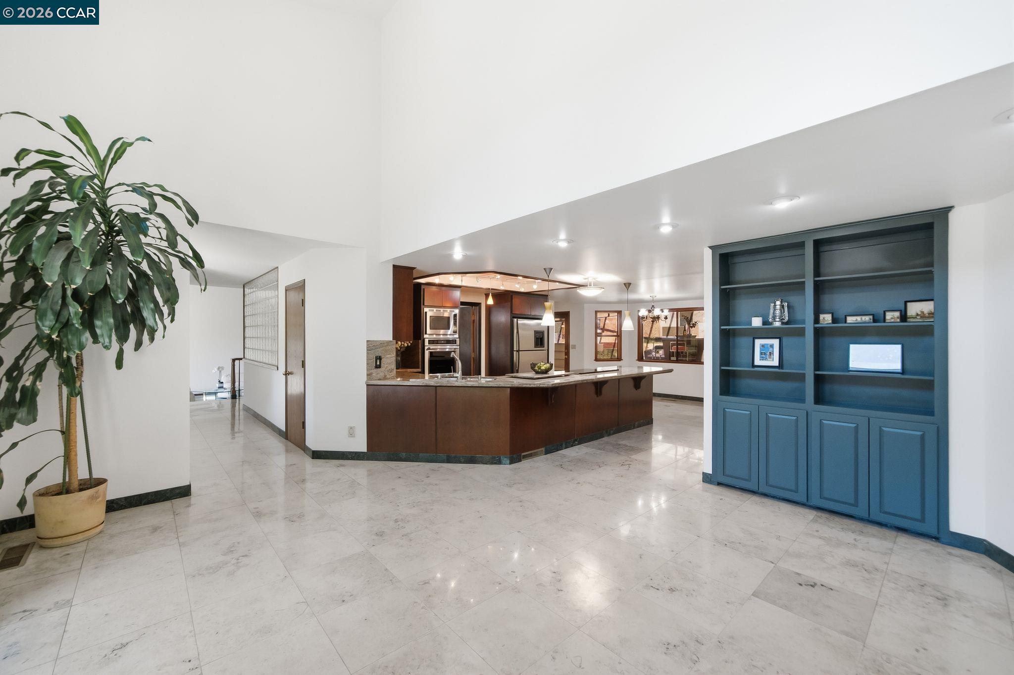 39 Mira Loma Rd