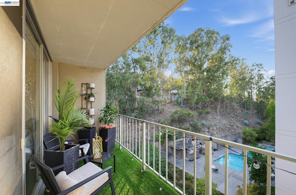 400 DAVEY GLEN RD APT 4824, BELMONT, CA 94002 - Image 91b6a192864bc2bfbef9ae1a3dd776ef/739699488
