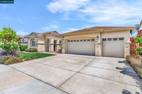 213 Shady Oak Dr, Oakley, CA 94561 - #: 41095335