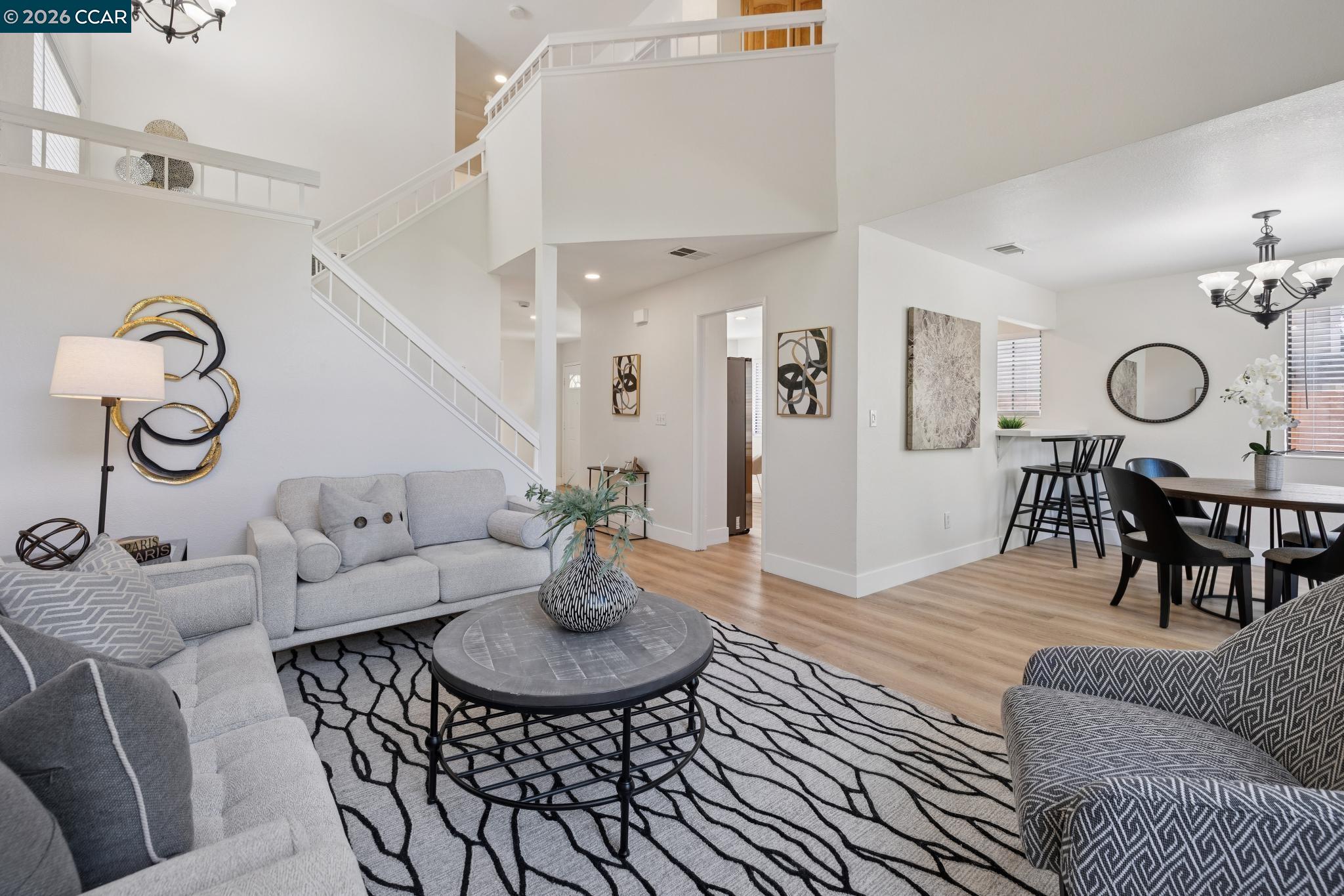 4966 Bayleaf Ct