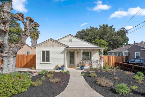 2041 Boynton Ave, Martinez, CA 94553 - #: 41087897