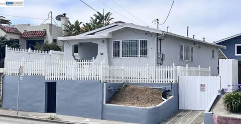 3325 Macarthur Blvd, Oakland, CA 94602 - #: 41139336