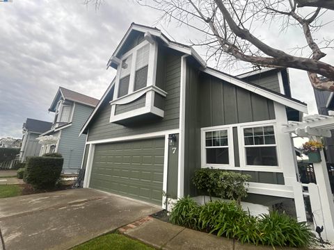 7 Cliff Walk, Vallejo, CA 94591 - #: 41119598