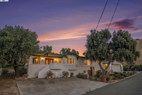 5799 Nortonville Pittsburg CA 94565