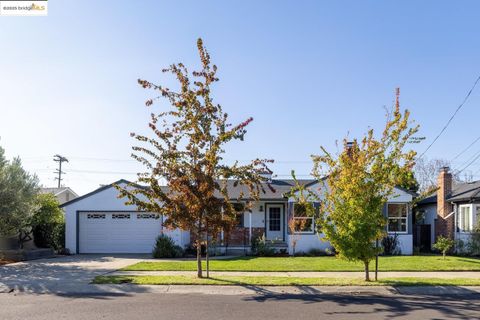 1945 Bradhoff Ave, San Leandro, CA 94577 - #: 41118381