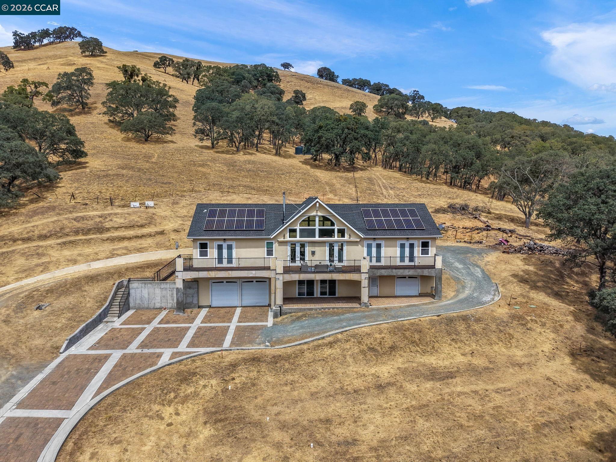 1740 Curry Canyon Rd