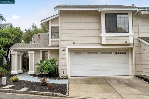 17 Palo Alto Ct Pleasant Hill CA 94523