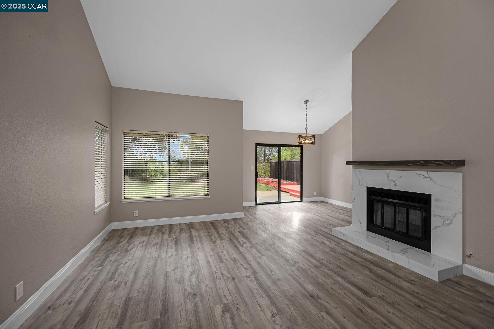17 Palo Alto Ct