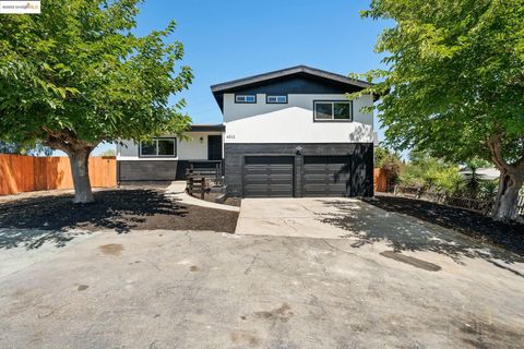 4212 Valley Ave, Martinez, CA 94553 - #: 41102145