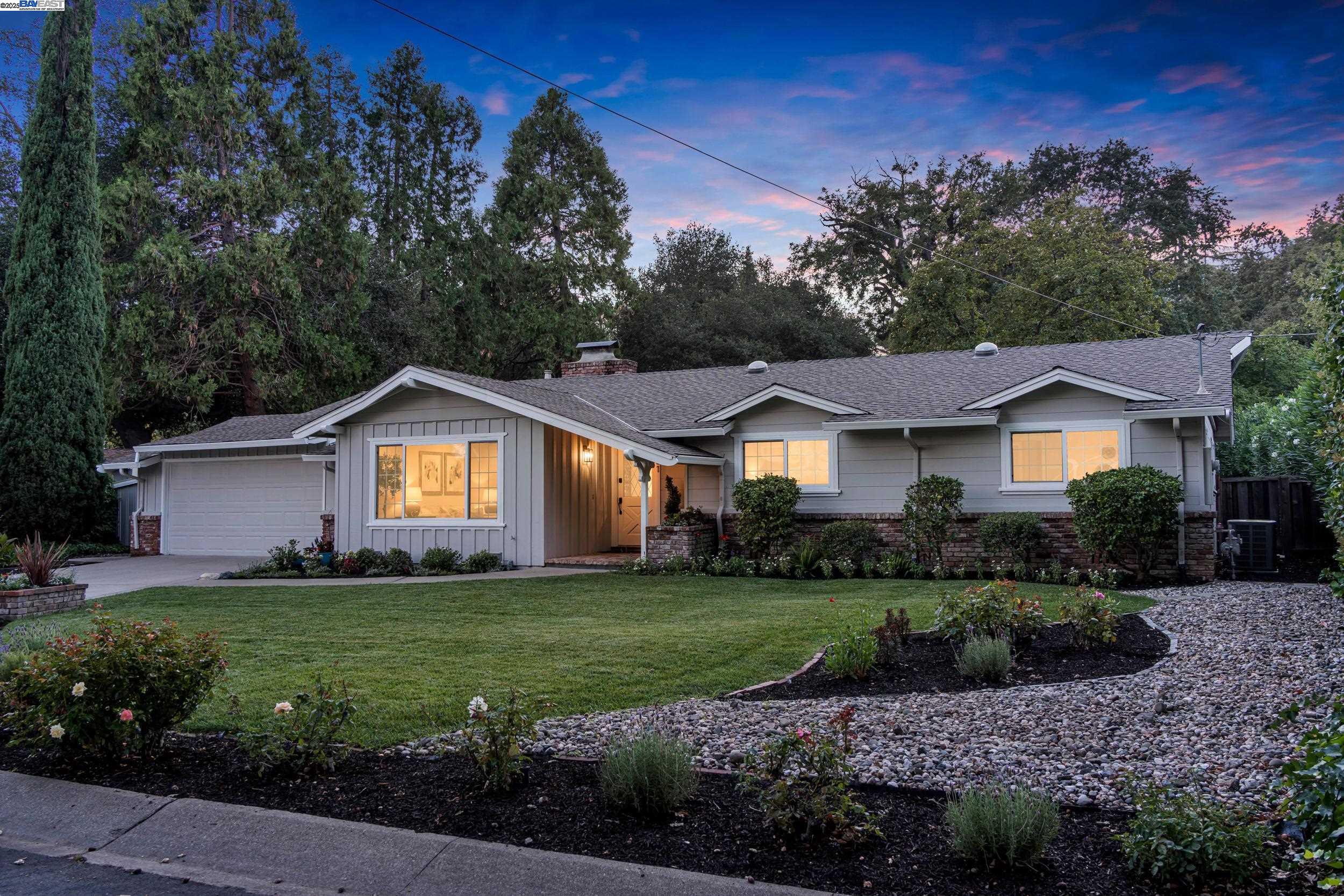151 Camino Amigo Ct