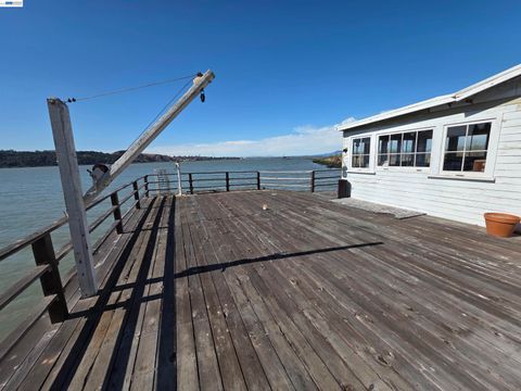 40 Sandy Beach Rd, Vallejo, CA 94590 - #: 41127403