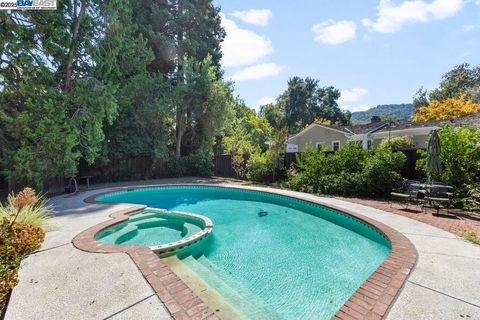 4 La Serena Way Alamo CA 94507