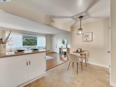 3054 Bona St Unit A, Oakland, CA 94601 - #: 41089512