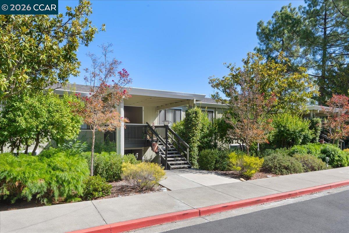 1200 Canyonwood Ct 8