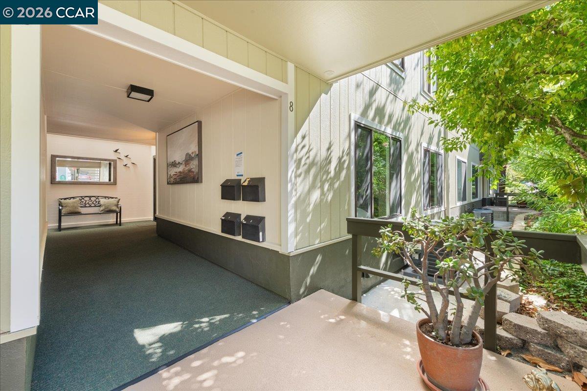 1200 Canyonwood Ct 8