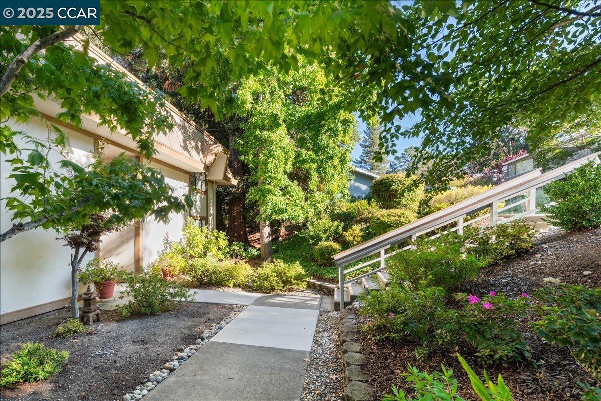 1317 Canyonwood Ct 4