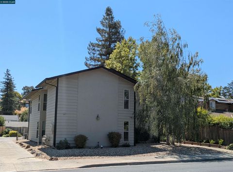 163 Virginia Hills Dr, Martinez, CA 94553 - #: 41110445