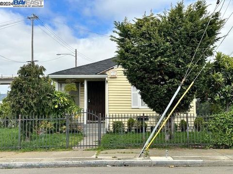 10500 Pippin Street, Oakland, CA 94603 - MLS#: 41059967