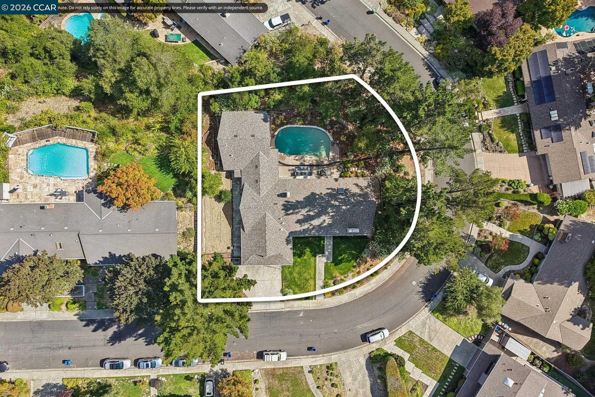 445 Kingsford Dr