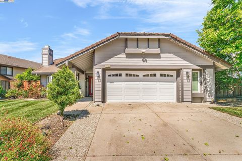 2298 Pheasant Dr, Hercules, CA 94547 - MLS#: 41096684