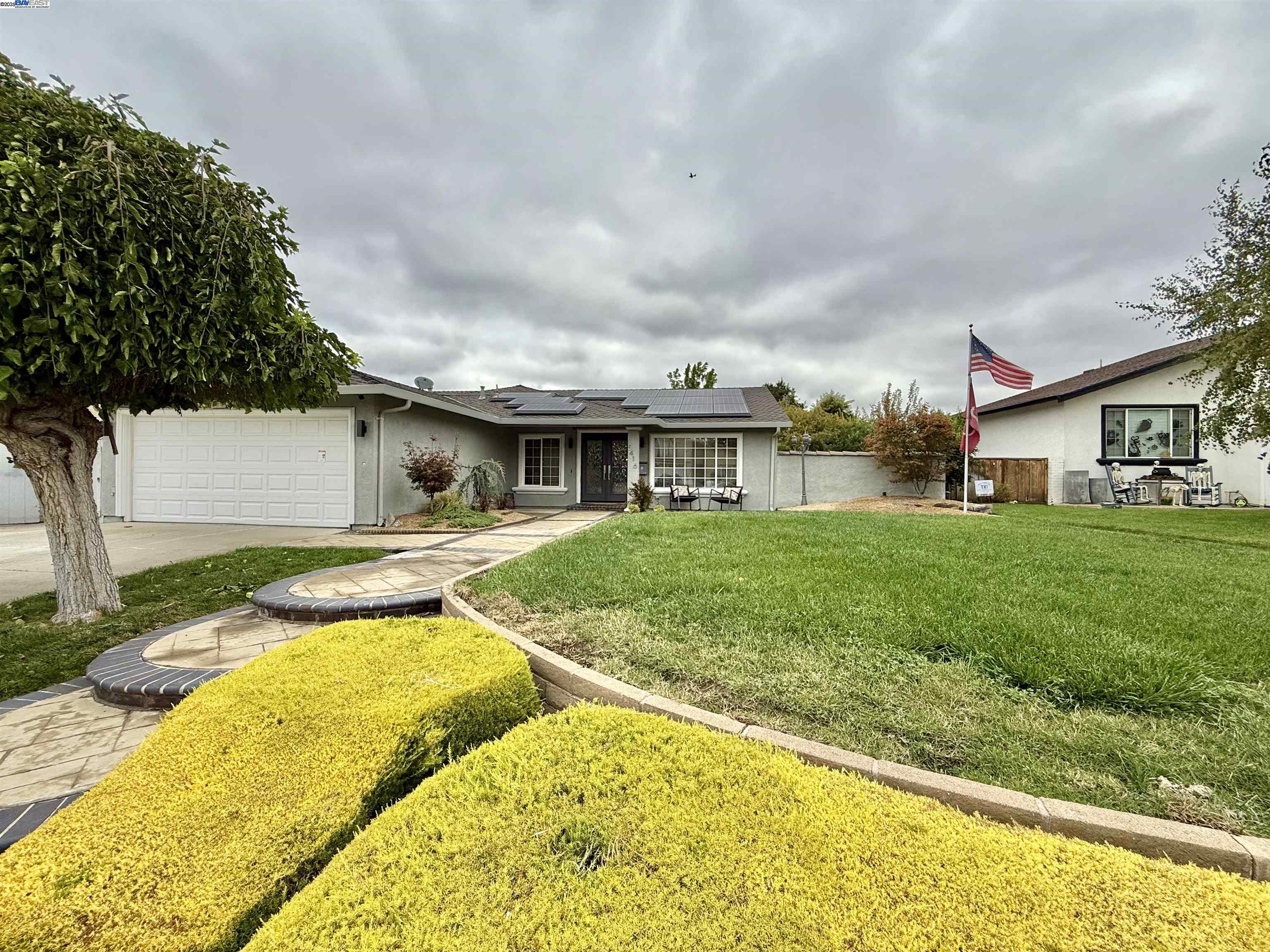 5416 Delia Way