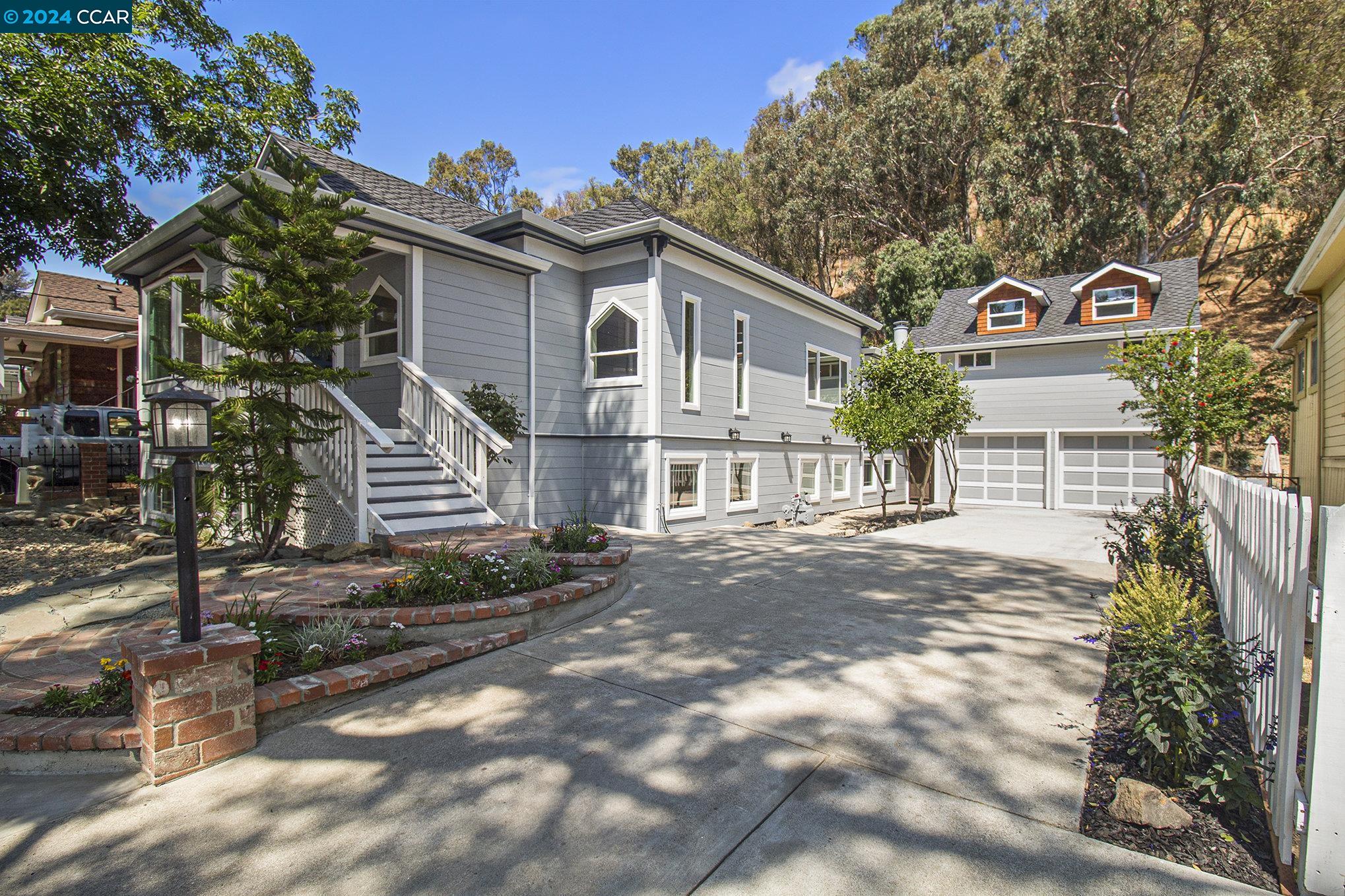 80 Canyon Lake Dr