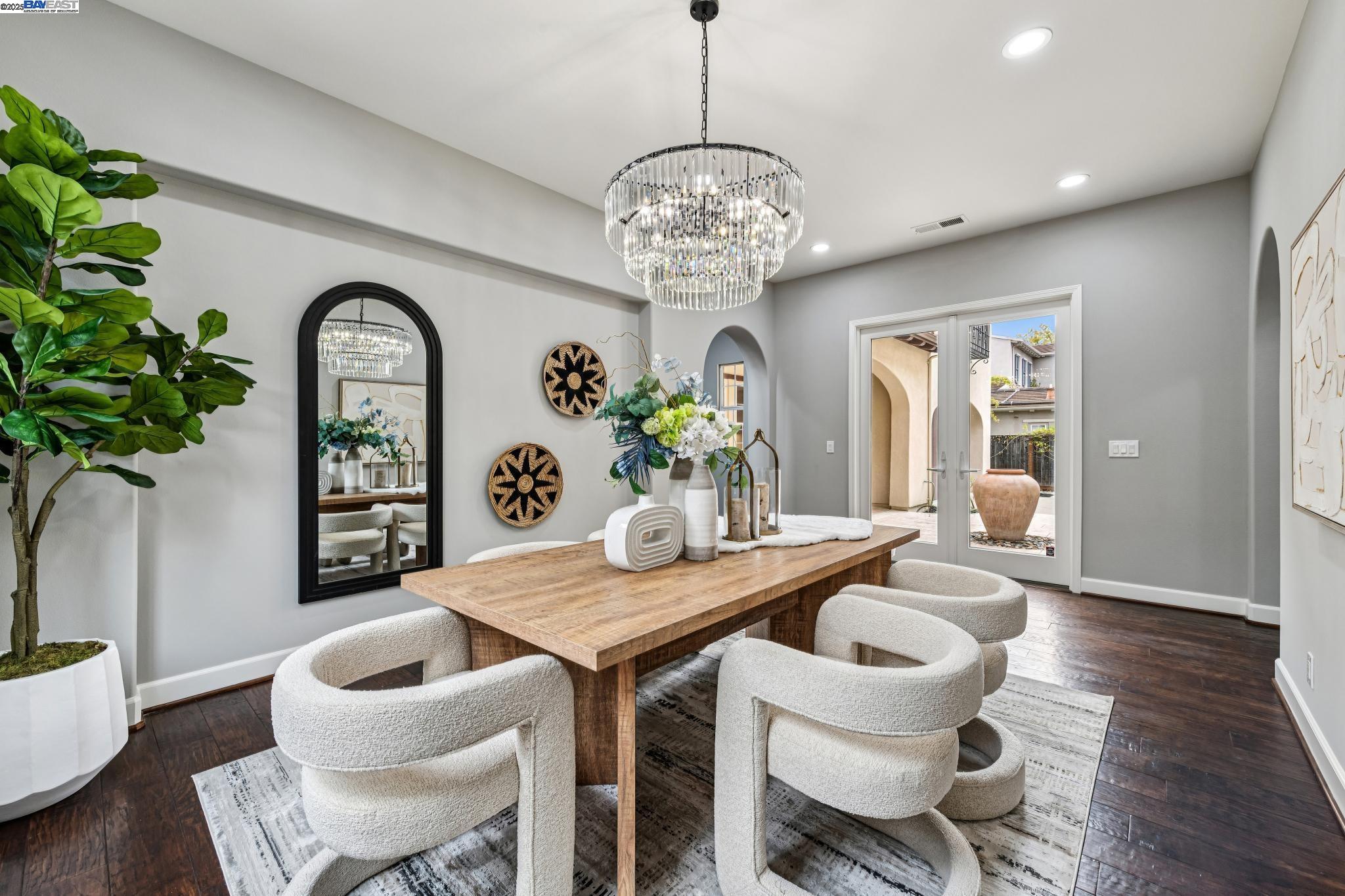 406 Melrose Ct