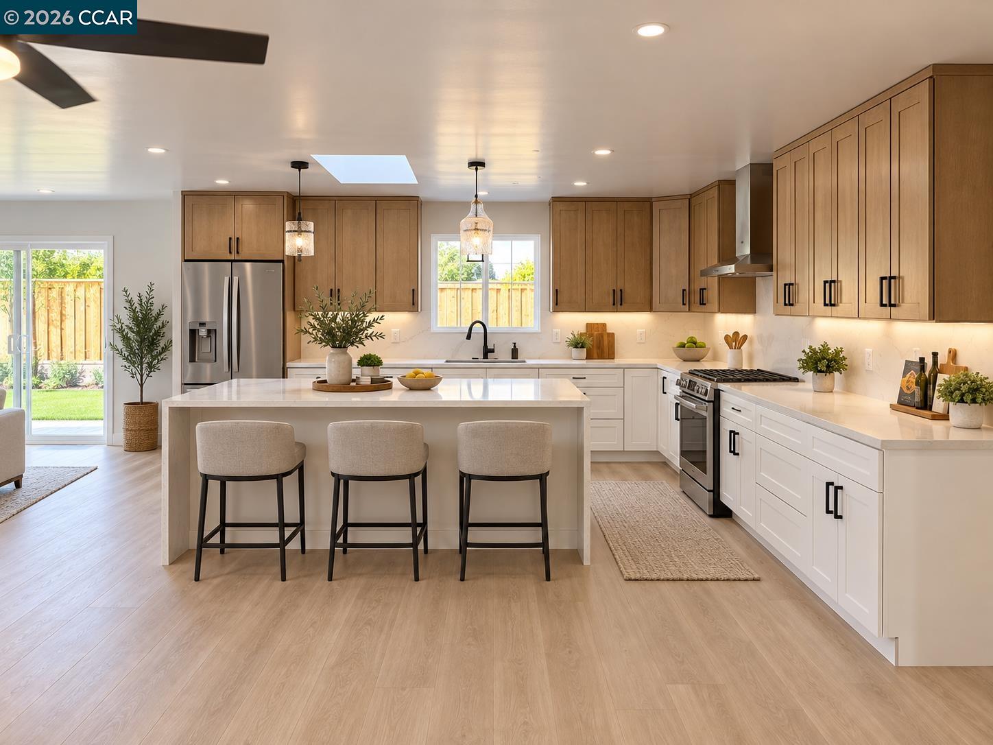 3225 Ida Dr