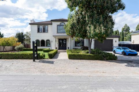 373 Linden Way Pleasanton CA 94566