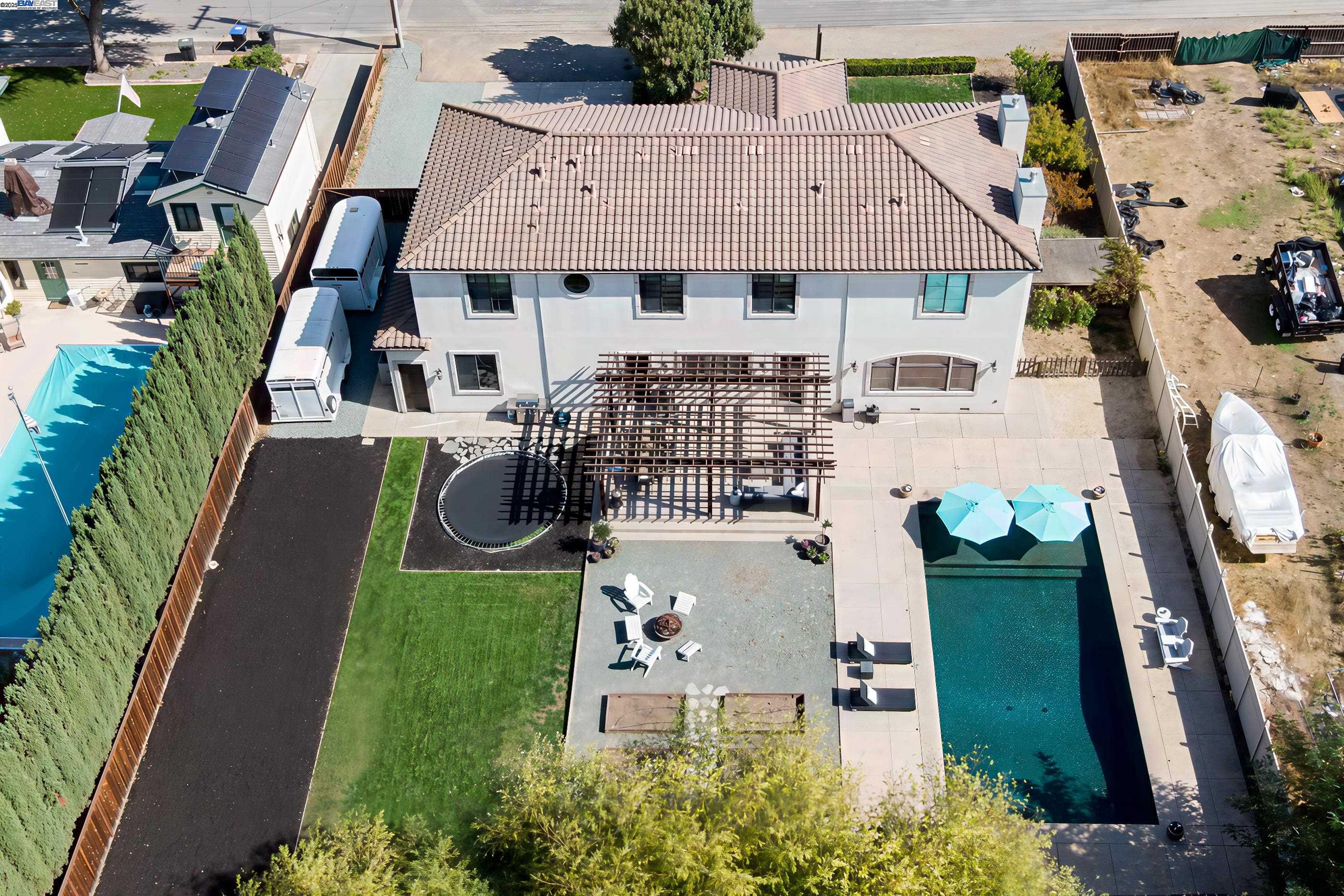 373 Linden Way