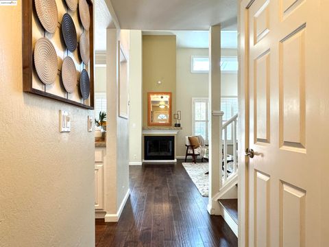 3365 Los Prados St, San Mateo, CA 94403 - #: 41116886