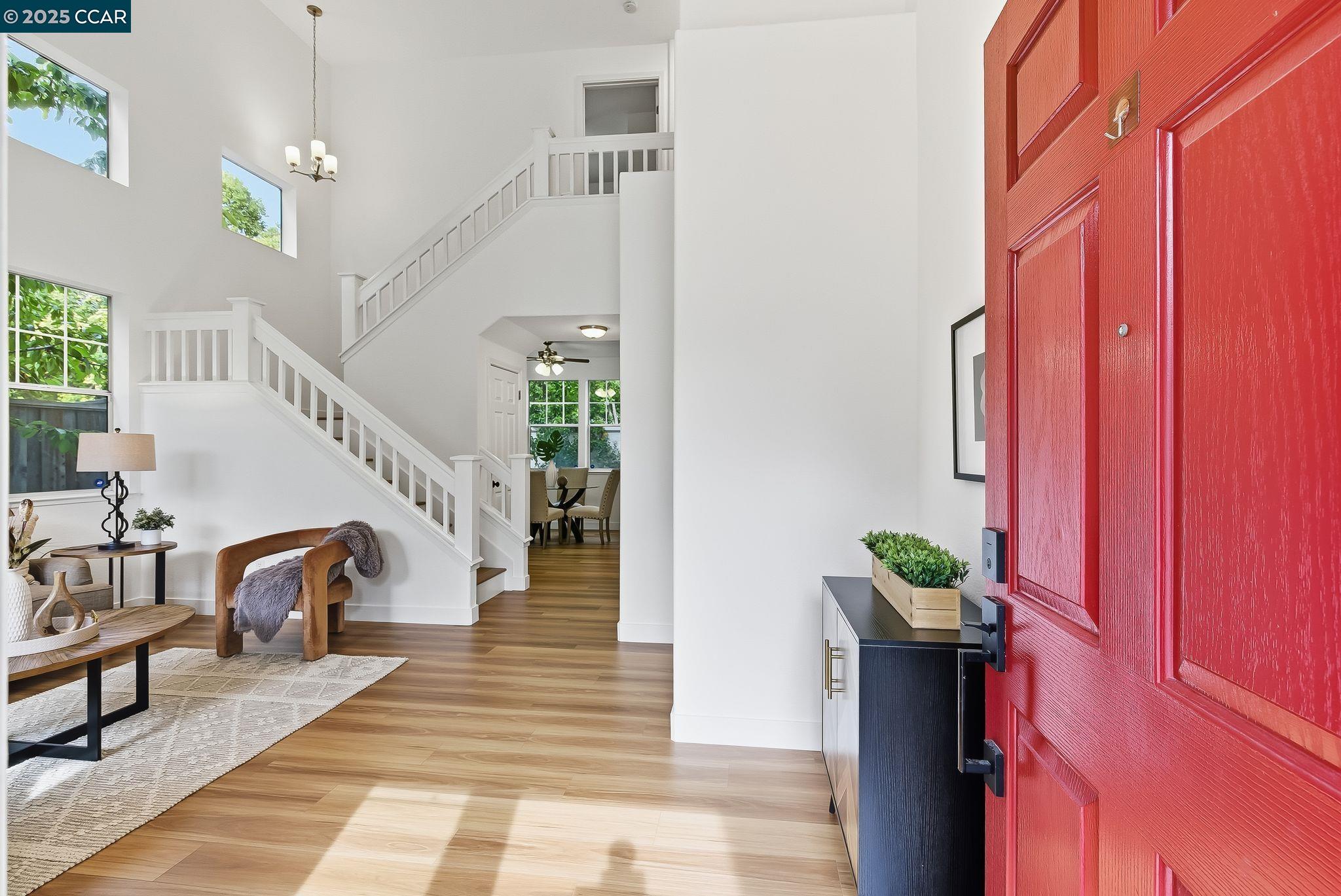 39 Elmwood Dr