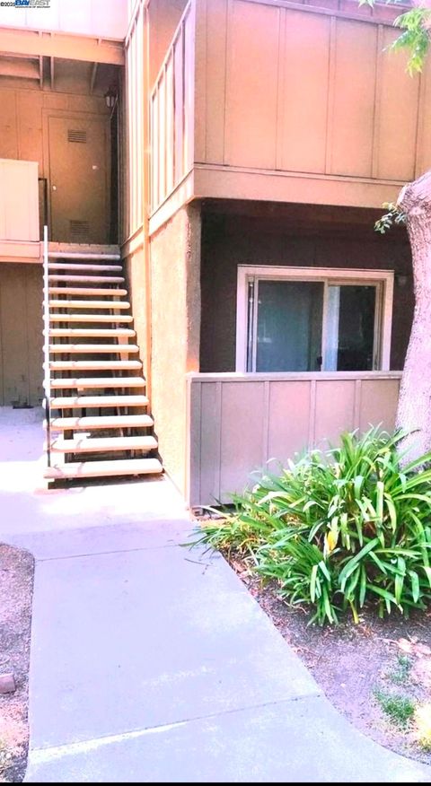 MLS: 41088047