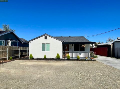 1923 Juliesse Avenue, Sacramento, CA 95815 - #: 41115248