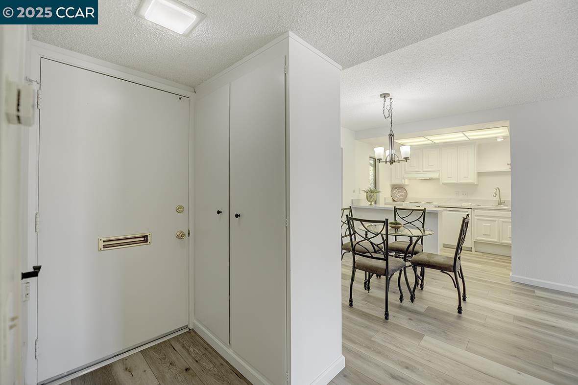 1333 Singingwood Ct 1