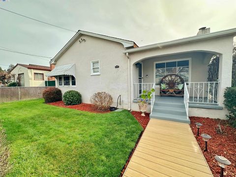 1470 171St Ave, Hayward, CA 94541 - MLS#: 41086513