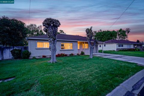 1551 Orange Street, Concord, CA 94518 - MLS#: 41091607