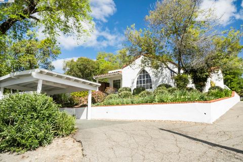 366 Ilo Ln Danville CA 94526